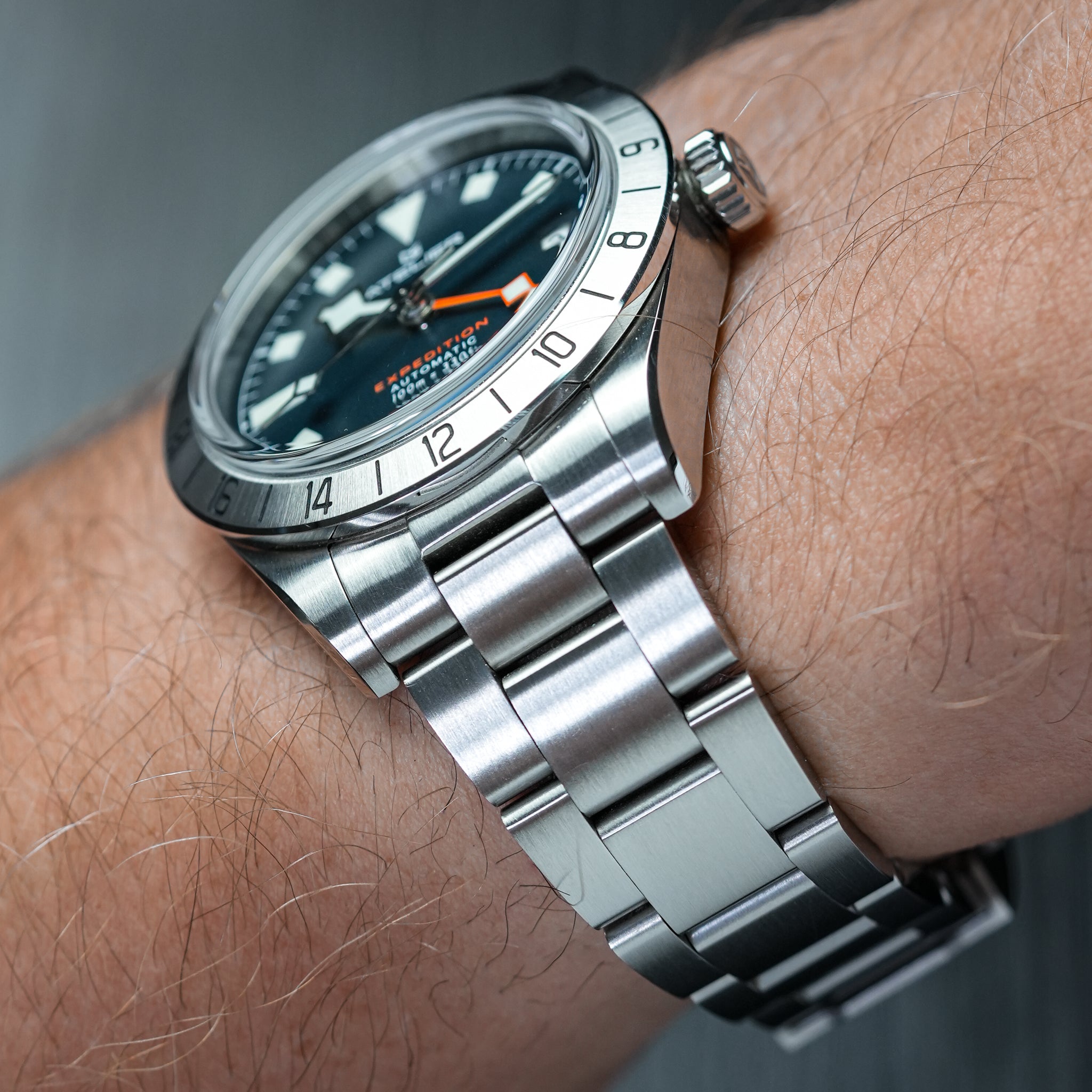 blue dial explorer 2