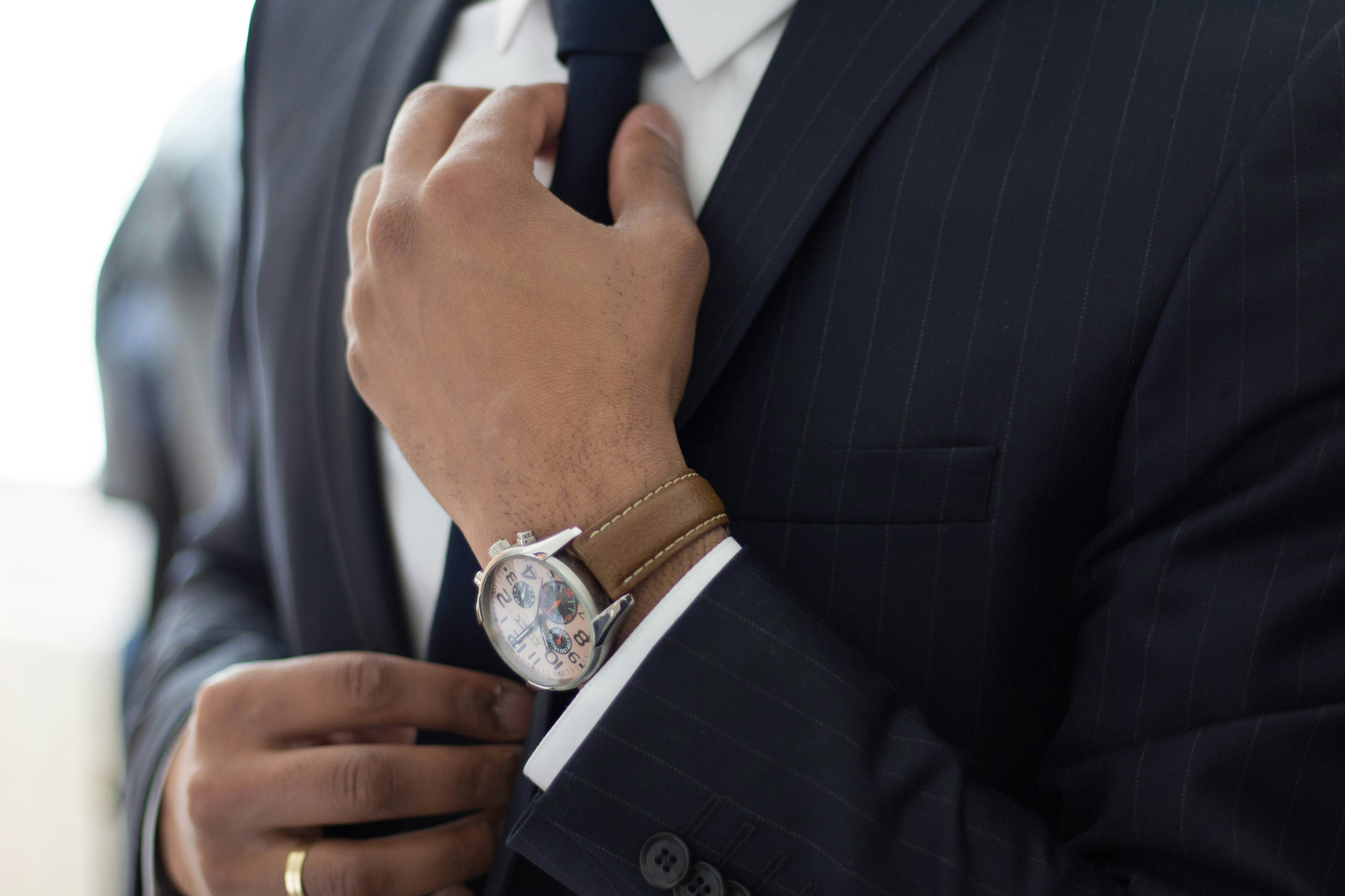 watch outfit